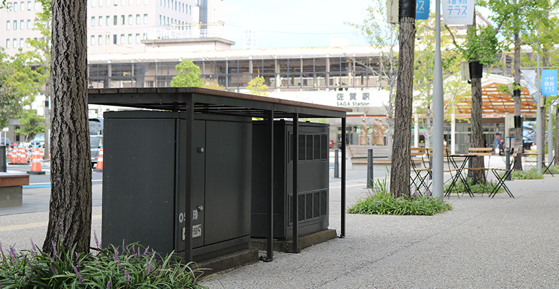 歩道の上に設置されている「開閉器」