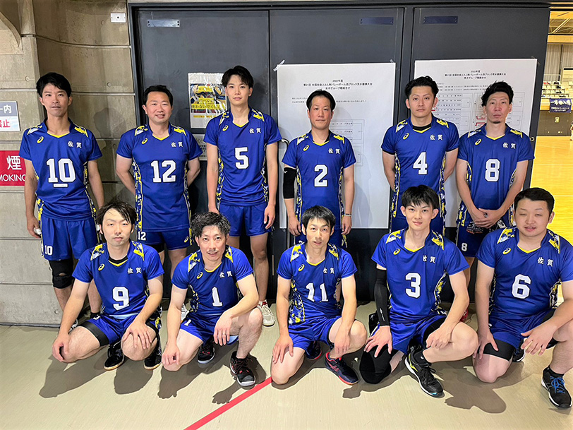 バレーボール部の集合写真